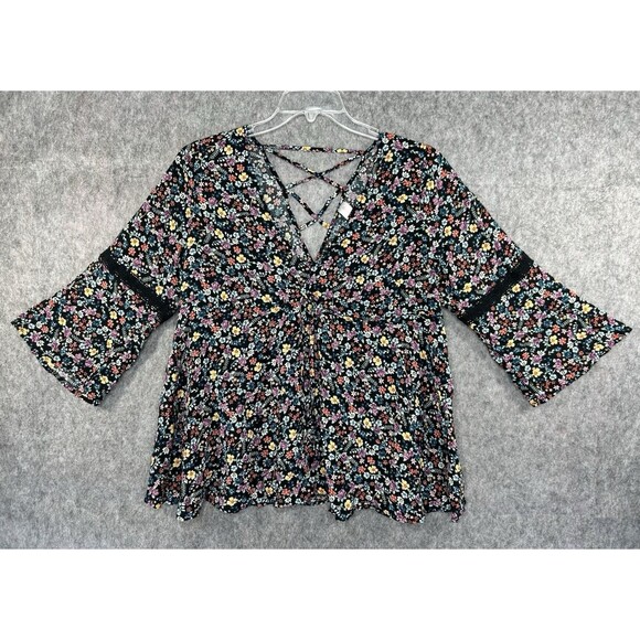 No Boundaries Black Daisy Floral Top 3/4 Sleeve Flare Crochet Sz 3X - Picture 1 of 10